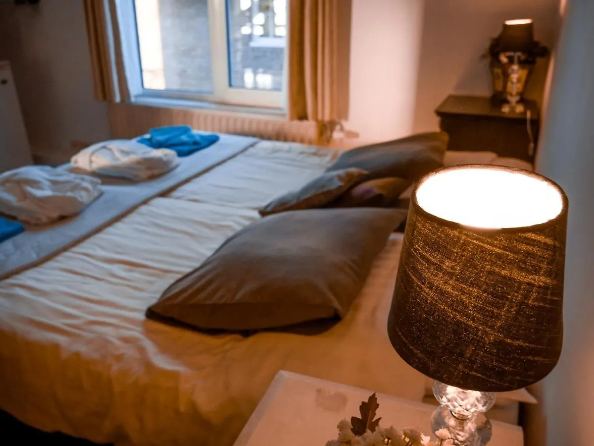 Hotel / Pension Villa Tanahlot  Zandvoort